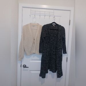 Cozy Cream and Black Sweater Set Size:M